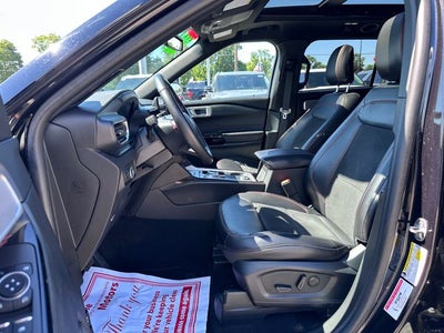 2024 Ford Explorer ST-Line