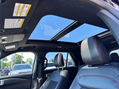 2024 Ford Explorer ST-Line