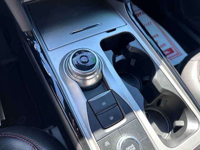 2024 Ford Explorer ST-Line