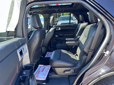 2024 Ford Explorer ST-Line
