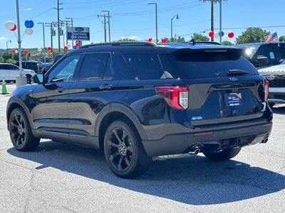 2024 Ford Explorer ST-Line