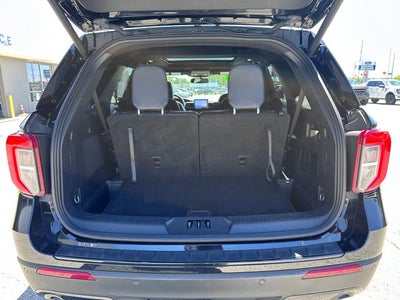 2024 Ford Explorer ST-Line