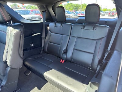 2024 Ford Explorer ST-Line
