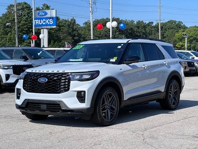 2026 Ford Explorer ST-Line