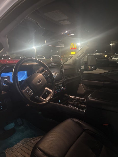 2023 Ford F-350SD Lariat