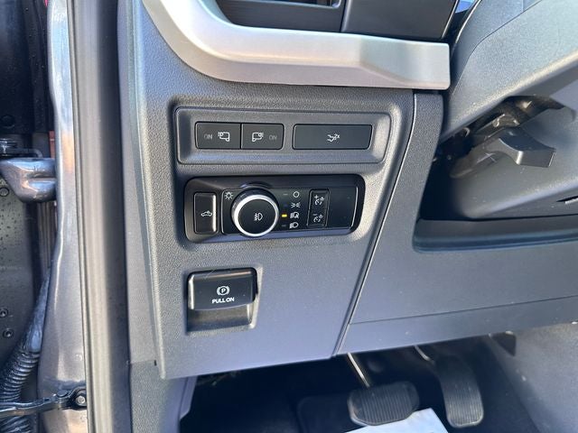 2023 Ford F-150 XLT Heritage Edition