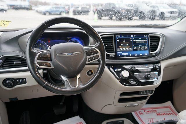 2021 Chrysler Pacifica Touring L S