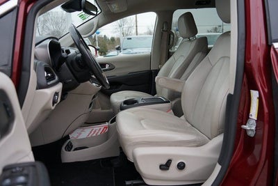 2021 Chrysler Pacifica Touring L S