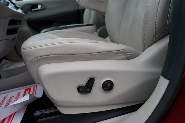 2021 Chrysler Pacifica Touring L S