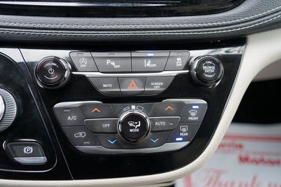 2021 Chrysler Pacifica Touring L S