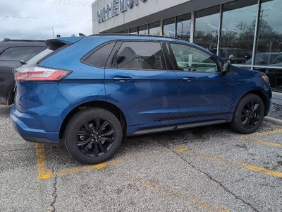 2022 Ford Edge SE Black Appearance Package