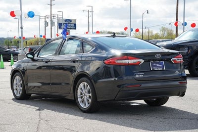 2020 Ford Fusion SE