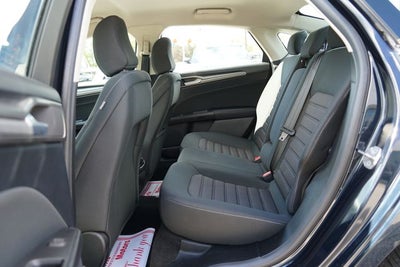 2020 Ford Fusion SE
