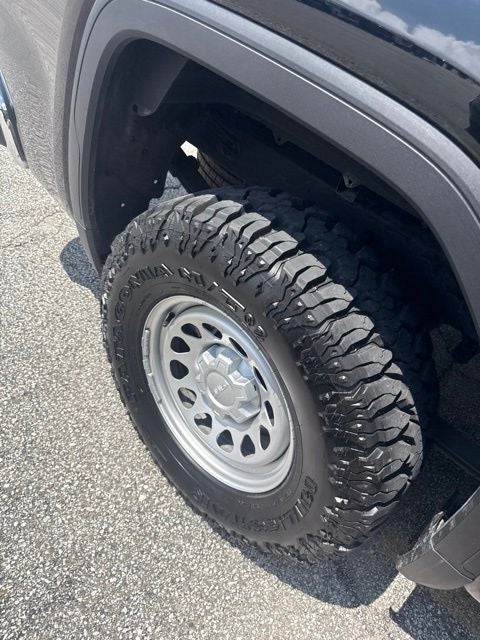 2025 GMC Sierra 1500 Pro