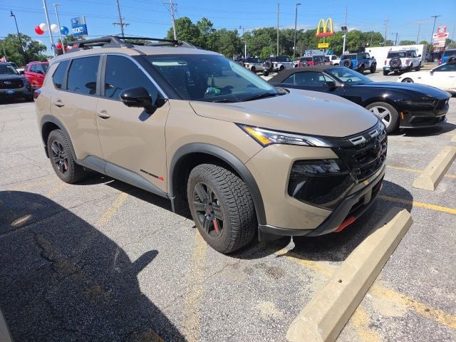 2025 Nissan Rogue Rock Creek