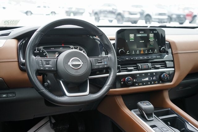 2022 Nissan Pathfinder Platinum