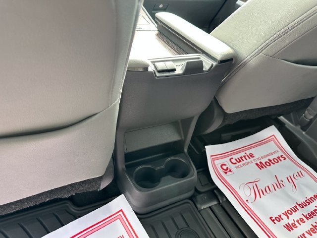 2022 Toyota Sienna XLE 8 Passenger