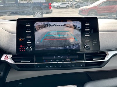 2022 Toyota Sienna XLE 8 Passenger