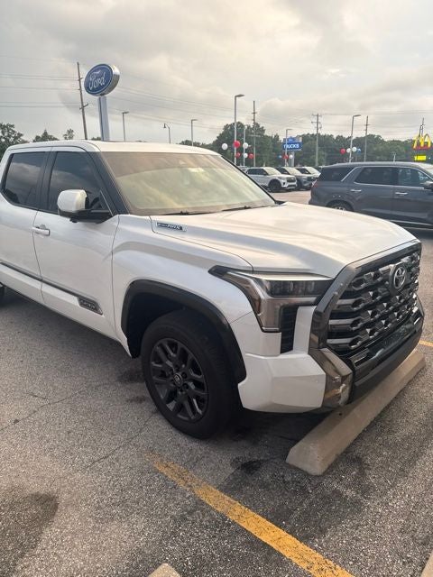 2026 Toyota Tundra Hybrid Platinum