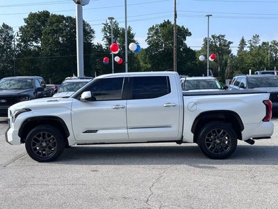 2026 Toyota Tundra Hybrid Platinum