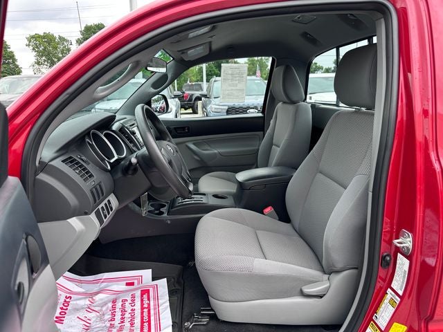 2013 Toyota Tacoma Base