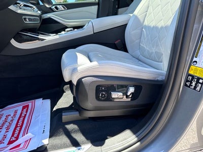 2023 BMW X7 xDrive40i