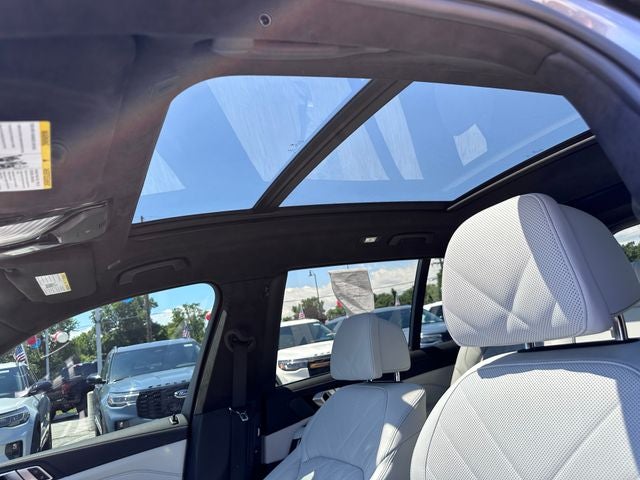 2023 BMW X7 xDrive40i