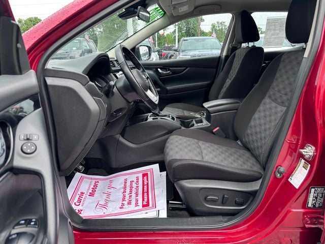 2022 Nissan Rogue Sport SV