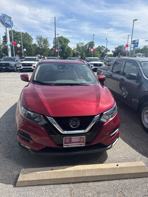 2022 Nissan Rogue Sport SV