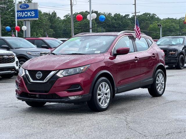 2022 Nissan Rogue Sport SV