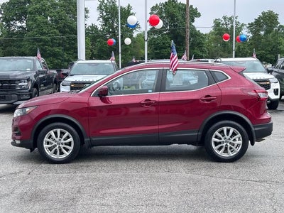 2022 Nissan Rogue Sport SV