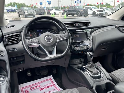 2022 Nissan Rogue Sport SV