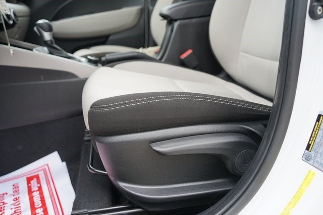 2020 HYUNDAI VENUE - Image 10