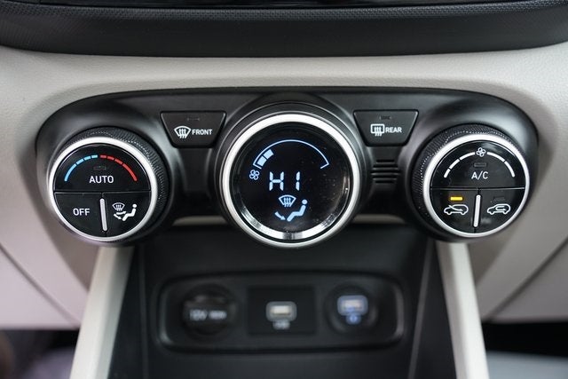 2020 HYUNDAI VENUE - Image 13