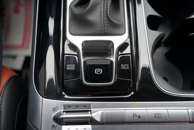 2024 Kia Carnival SX