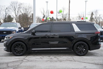 2024 Kia Carnival SX