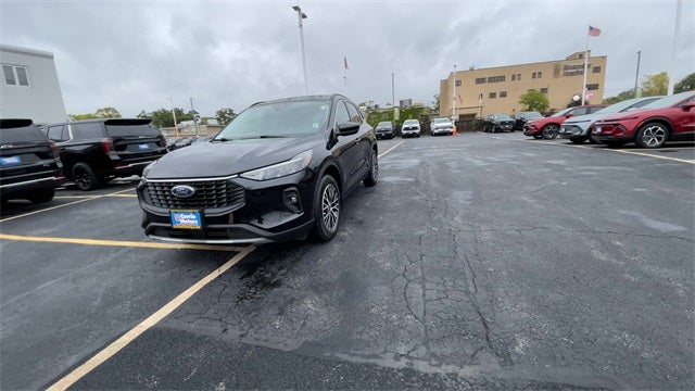 2025 Ford Escape Plug-In Hybrid Base