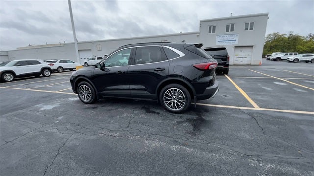 2025 Ford Escape Plug-In Hybrid Base