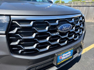 2025 Ford Explorer Platinum