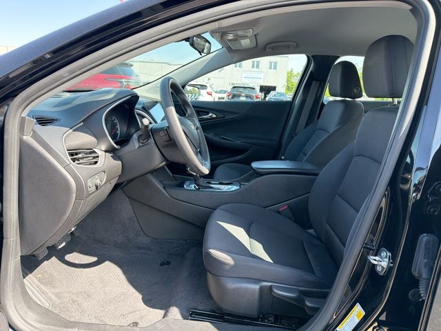2022 Chevrolet Malibu LS 1LS
