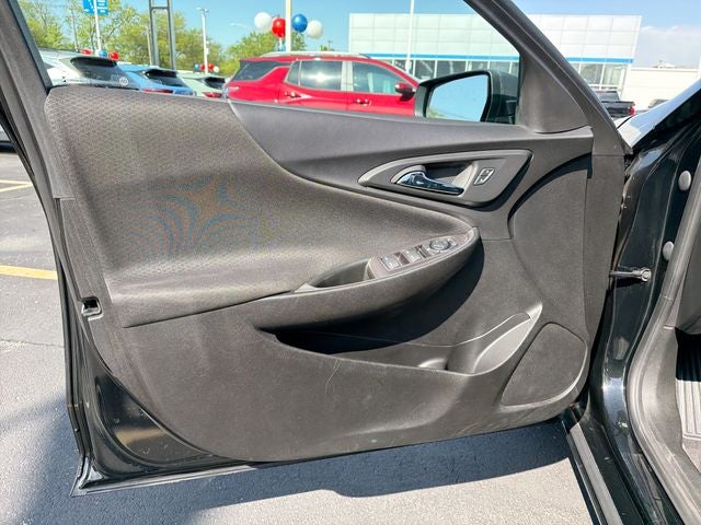 2022 Chevrolet Malibu LS 1LS