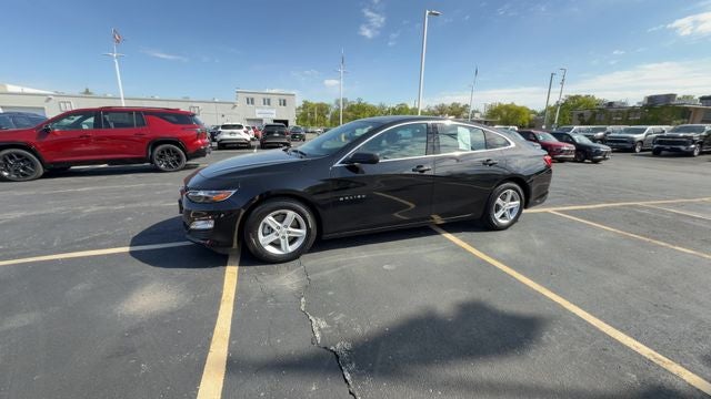 2022 Chevrolet Malibu LS 1LS