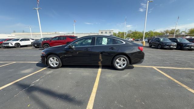 2022 Chevrolet Malibu LS 1LS