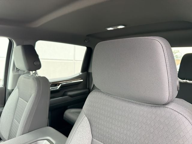 2024 Chevrolet Silverado 1500 LT LT1