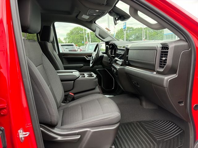 2024 Chevrolet Silverado 1500 LT LT1