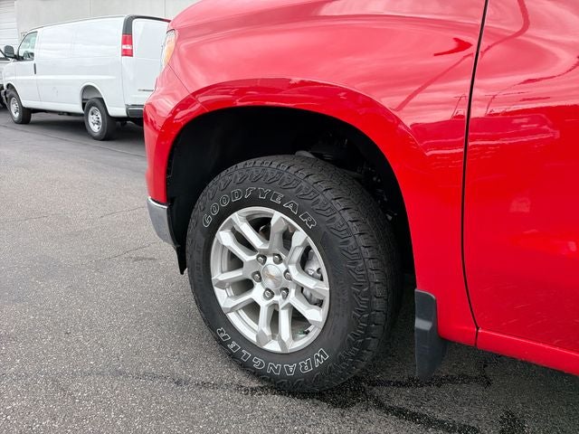 2024 Chevrolet Silverado 1500 LT LT1