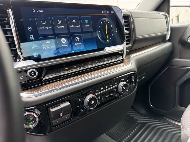 2024 Chevrolet Silverado 1500 LT LT1