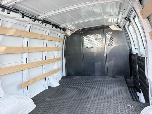 2024 Chevrolet Express 2500 Work Van Cargo