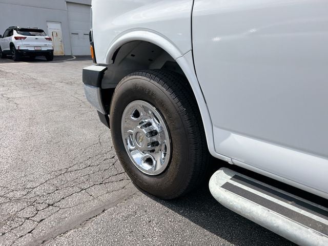 2024 Chevrolet Express 2500 Work Van Cargo