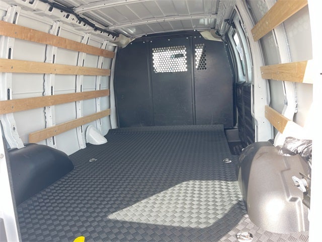 2024 Chevrolet Express 2500 Work Van Cargo